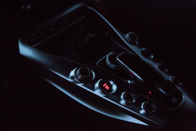 隐匿于暮光之中的夜行动物 试驾AMG GTS 隐匿于暮光之中的夜行动物 试驾AMG GTS
