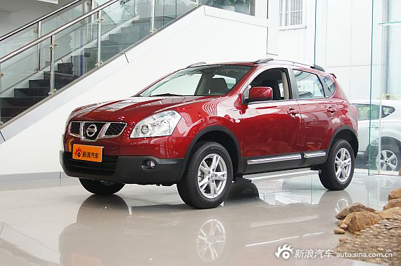2012款逍客2.0L两驱CVT XL火