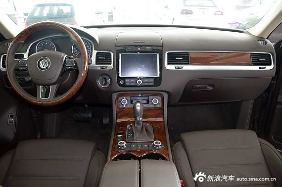 2011款大众途锐V6 3.0 TSI柴油舒适版