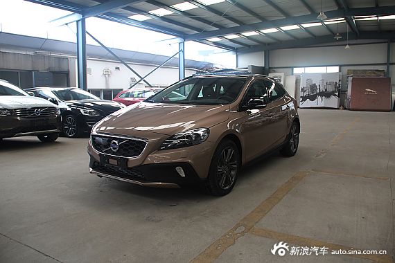 2014ֶV40