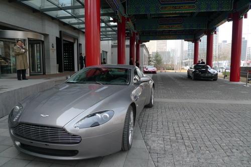 ˹- 09V8 Vantage