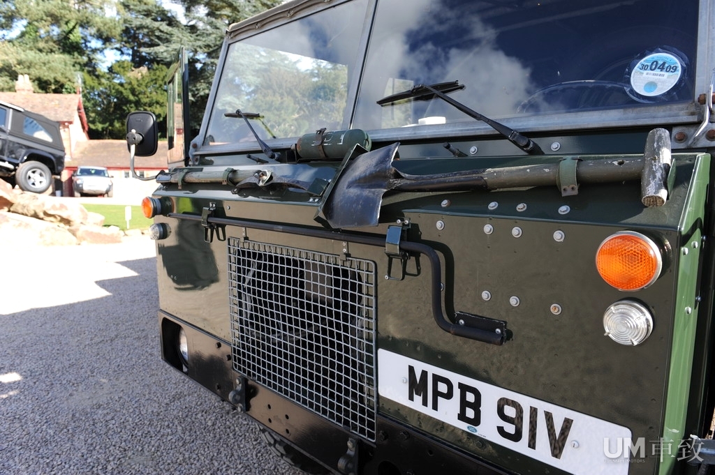 试驾路虎历史经典车型——平头路虎101