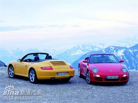 保时捷发表911Carrera系列敞篷版四驱跑车(图