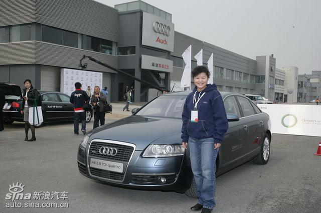 �µ���ɫ��ʻ��ݼӢѵ��Ӫ