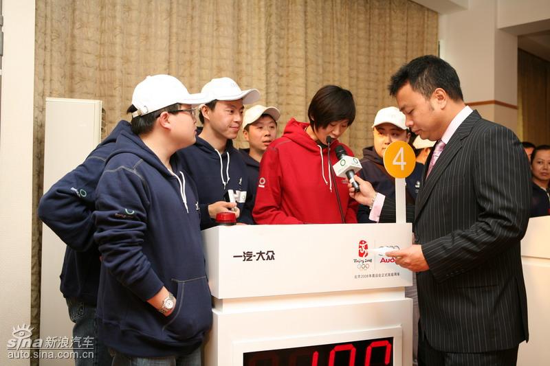 �µϡ���ɫ��ʻ-ݼӢѵ��Ӫ���Ϻ�վ����ͼƬ