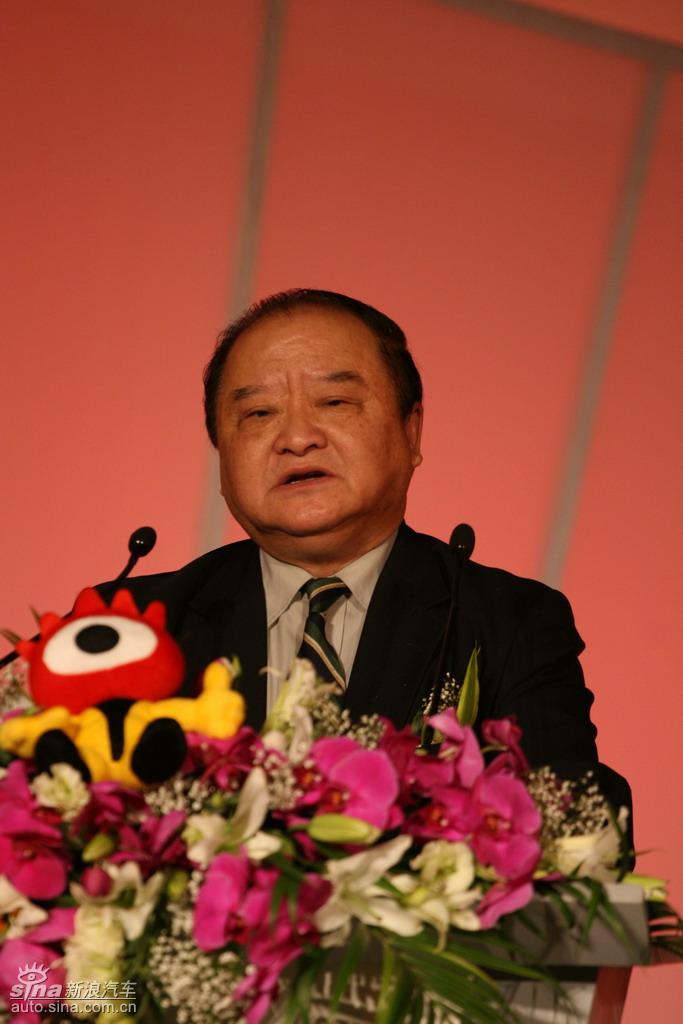 中国机械工业联合会副会长张小虞_图片