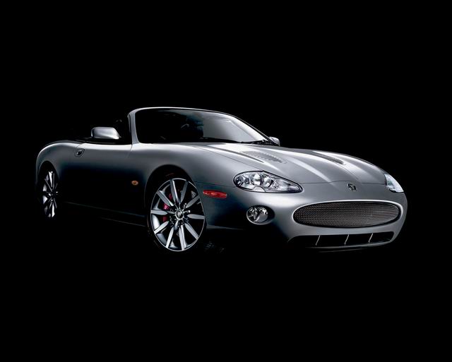 Jaguar XK2004