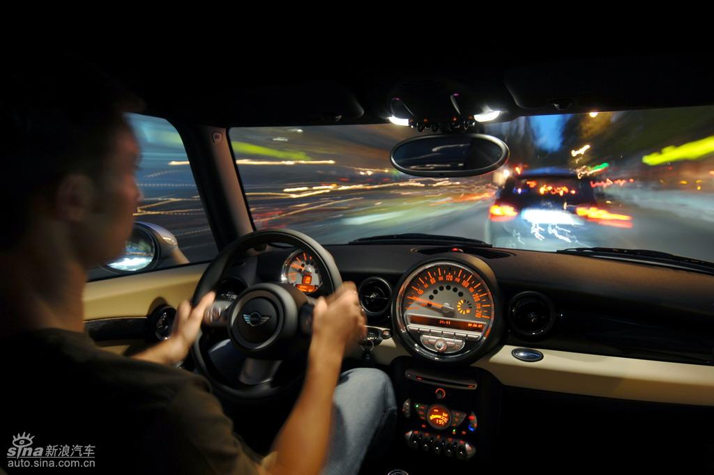 ��ɫMINI Clubman