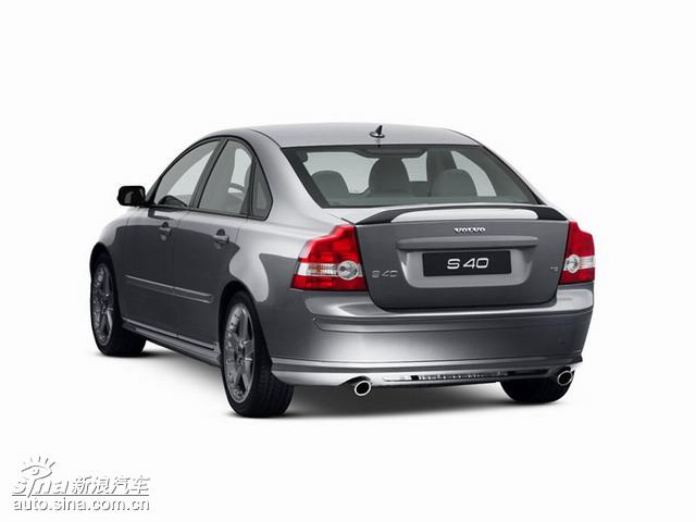 VOLVO S40