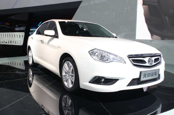 北京汽車紳寶D系列