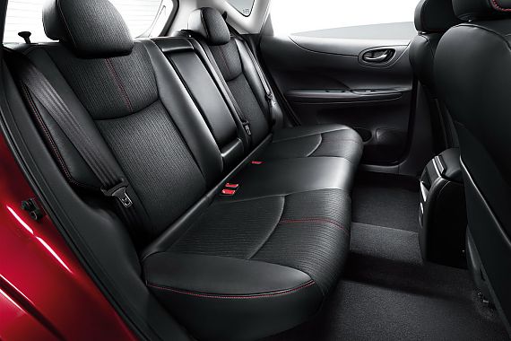 新騏達GTS版內飾