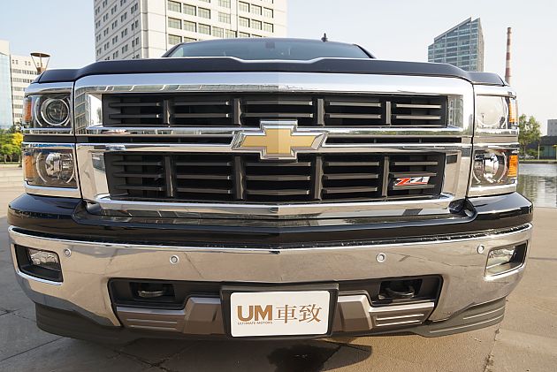 平衡细腻的伙伴 雪佛兰Silverado Z71 2 车致 新浪网