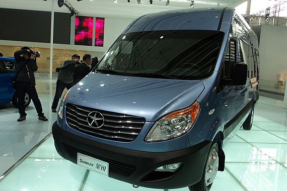 �������J