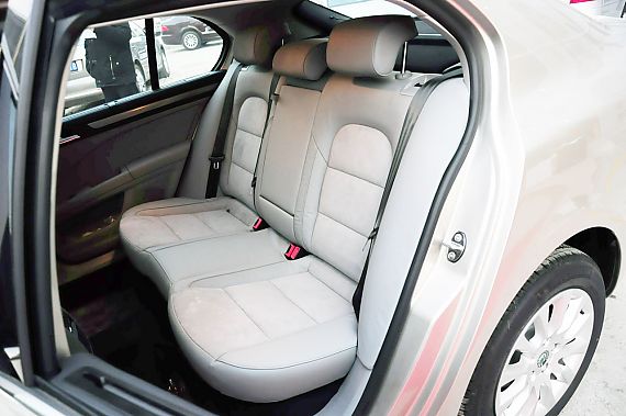 2012����J����