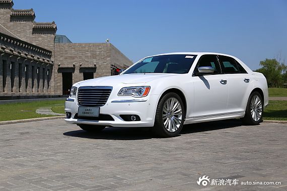 2014˹300C 3.0LԶ׿Խ