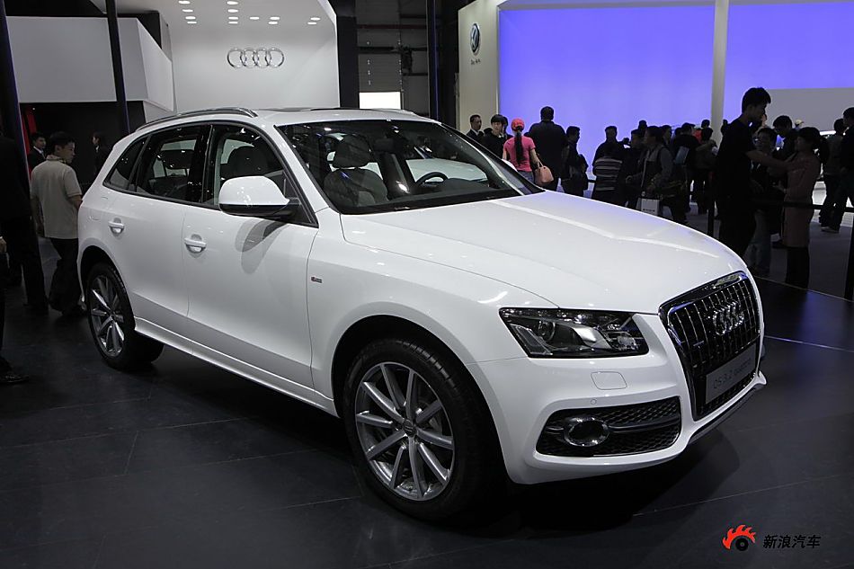 µQ5 3.2 quattro