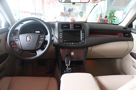 2010款新皇冠2.5L V6天窗導航版 2010款新皇冠2.5L V6天窗導航版