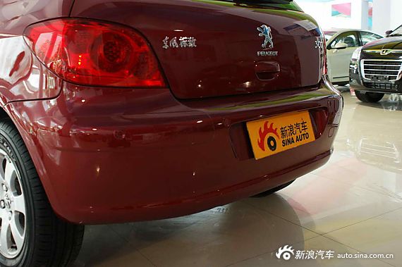 东风标致307少量现车 最高优惠2万元