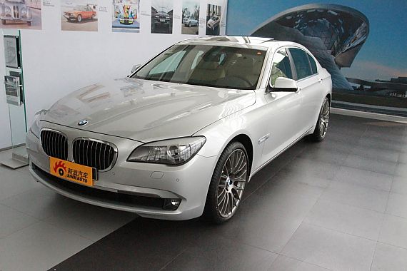 2009740Li