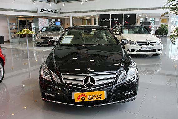 2010E260 Coupe