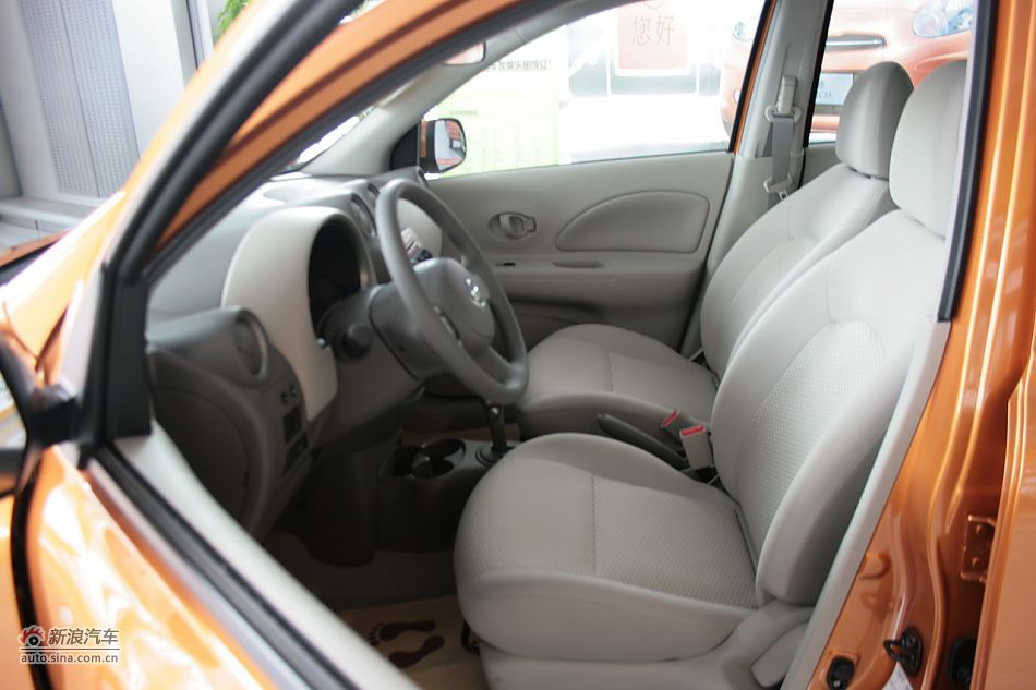 ���Y�������