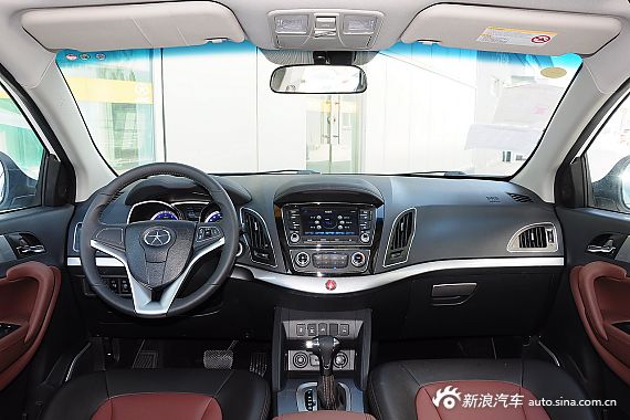 江淮瑞风S5新增两款车型 售11.58万起