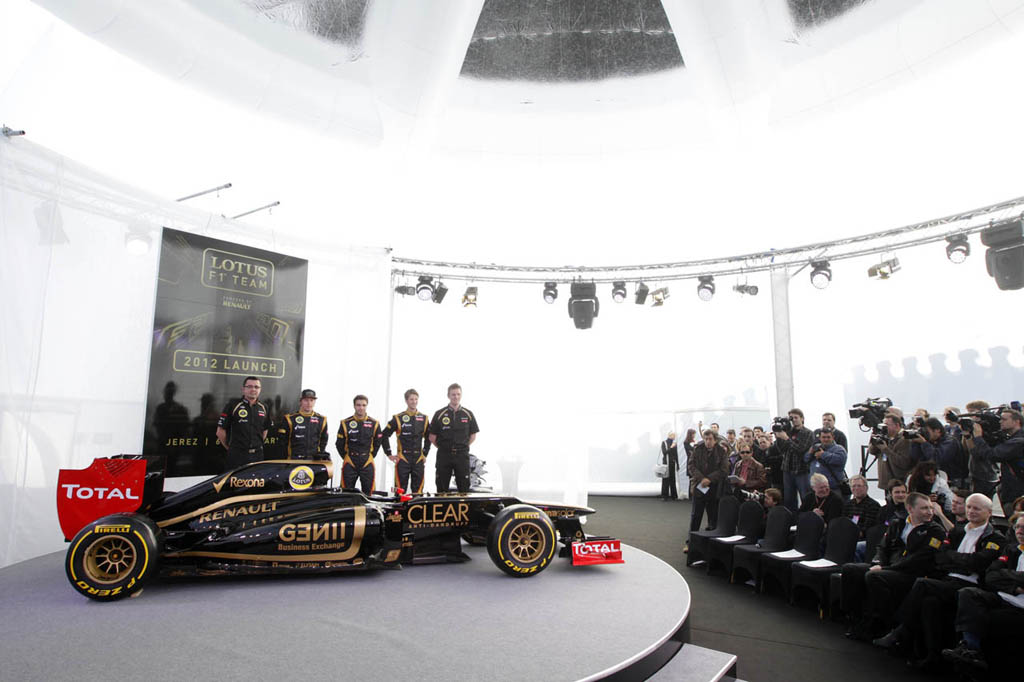 重回F1 路特斯车队发布新赛季赛车