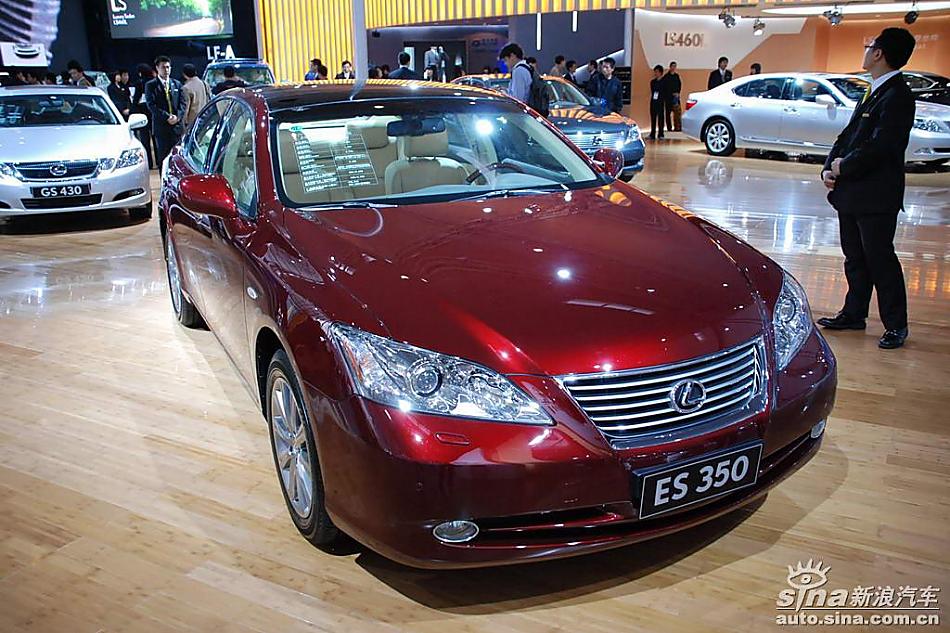 LEXUS ES