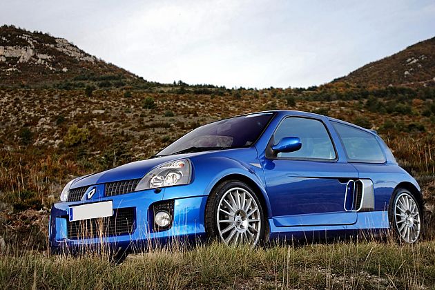 “胡来”的乐趣 雷诺Clio V6 Renault Sport