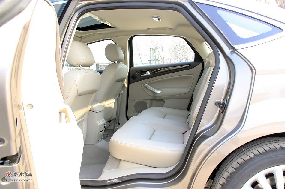 2011���ɵϚW�ٸ��嵽�ꌍ(sh��)��