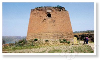 3.长城的片段——烽火台。 3.长城的片段——烽火台。