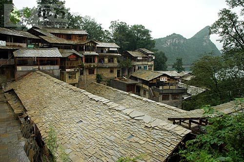 图为镇山村