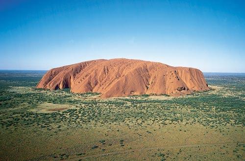 Black Lulu (Ayers Rock) at different times of the day, with the changes of light and changing color