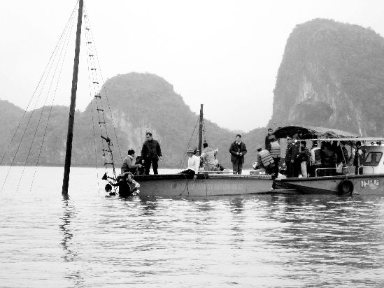 越南沉船事故致12人遇难 无中国游客