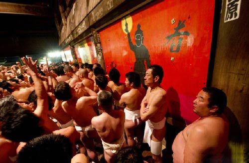 On the day of the festival, believers admission