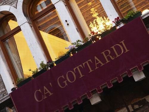 Ca' Gottardi Hotel