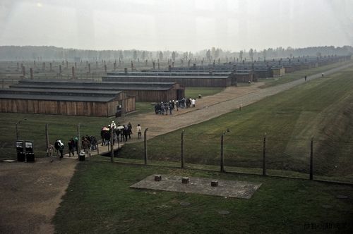 300ľƺ׷P(gun)ѺM(jn)кYx