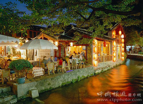 A small river within the ancient city of soft time (Liu Jianming photo)