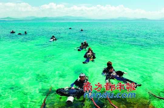  To Wuzhizhou Island, snorkeling is one of projects will play.