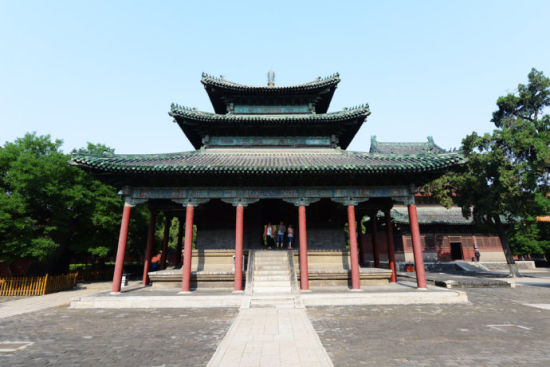 徜徉正定大佛寺 探寻千百年前的基石飞檐