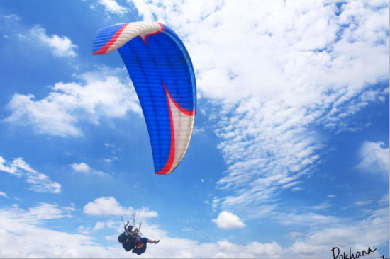 体验滑翔伞 恋上那个关于天空的梦