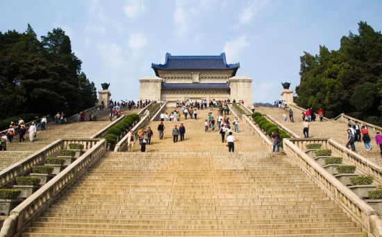 南京中山陵陵寝免费开放三周年风景区总客流达