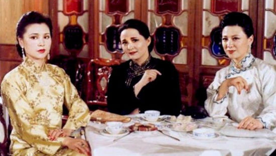 《宋庆龄和她的姐妹们》剧照