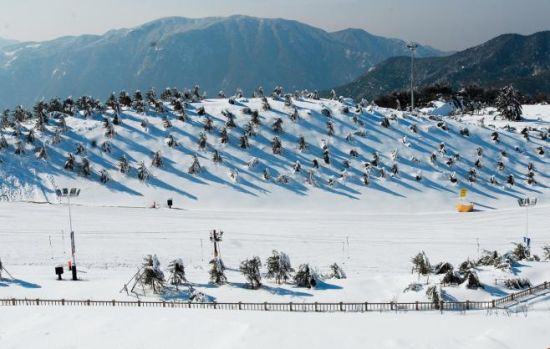 湖州安吉江南天池滑雪场