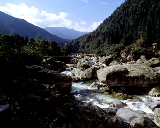 龙门山国家地质公园 独特自然景观地