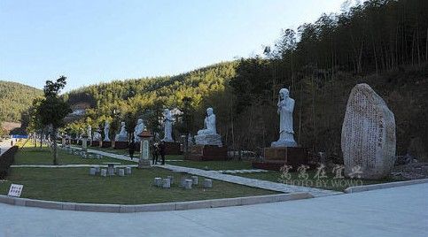 恢弘壮观的佛教名刹 宜兴大觉寺