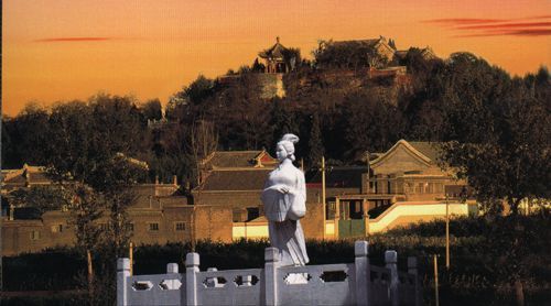 河北山海关孟姜女庙景区 图片来源:山海关旅游网