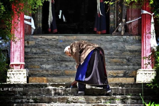 西藏秘境绿色巴松措千年措宗寺 西藏秘境绿色巴松措千年措宗寺