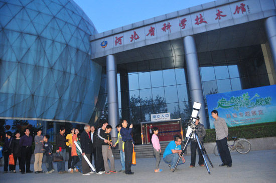 拒绝拥堵 国庆节待在市里看风景_新浪旅游_新浪网