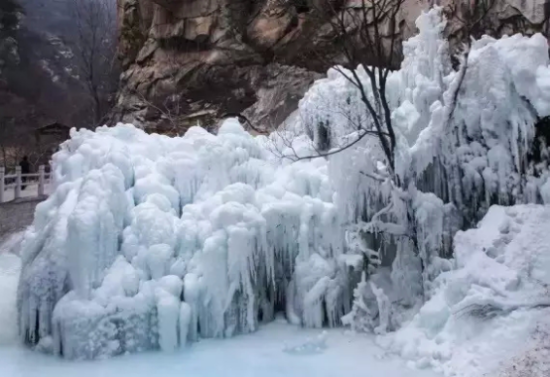 密云黑龙潭第二届冰雪风铃节盛大开幕